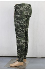 1739# camo stretch pants